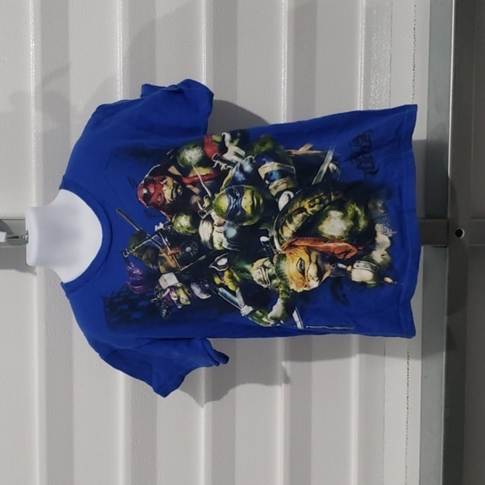 Boys‎ tshirt